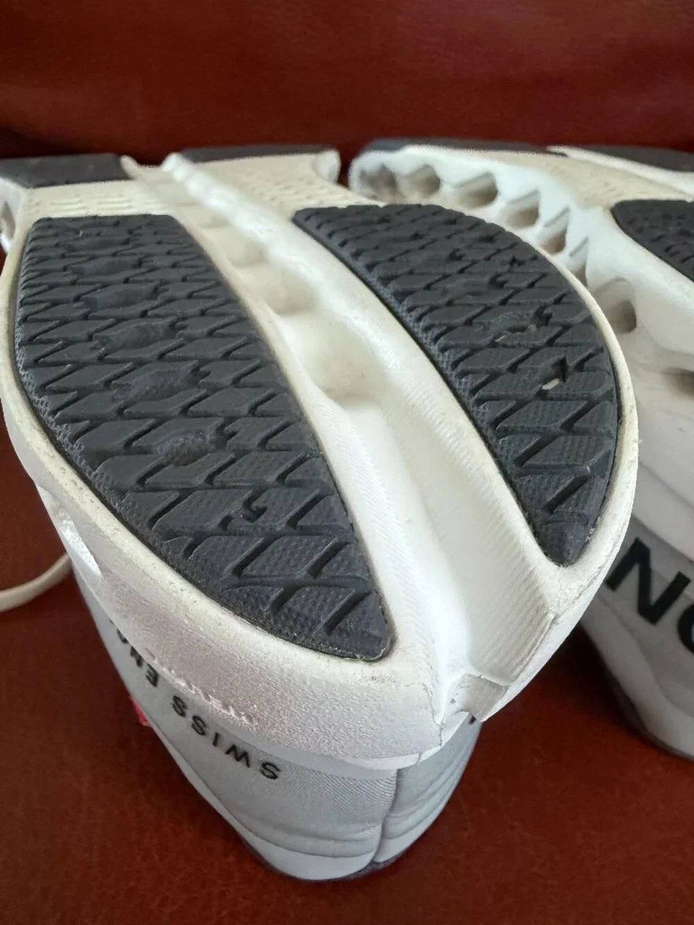 On Cloudsurfer Next Women's Glacier/White Sneakers Size: 7